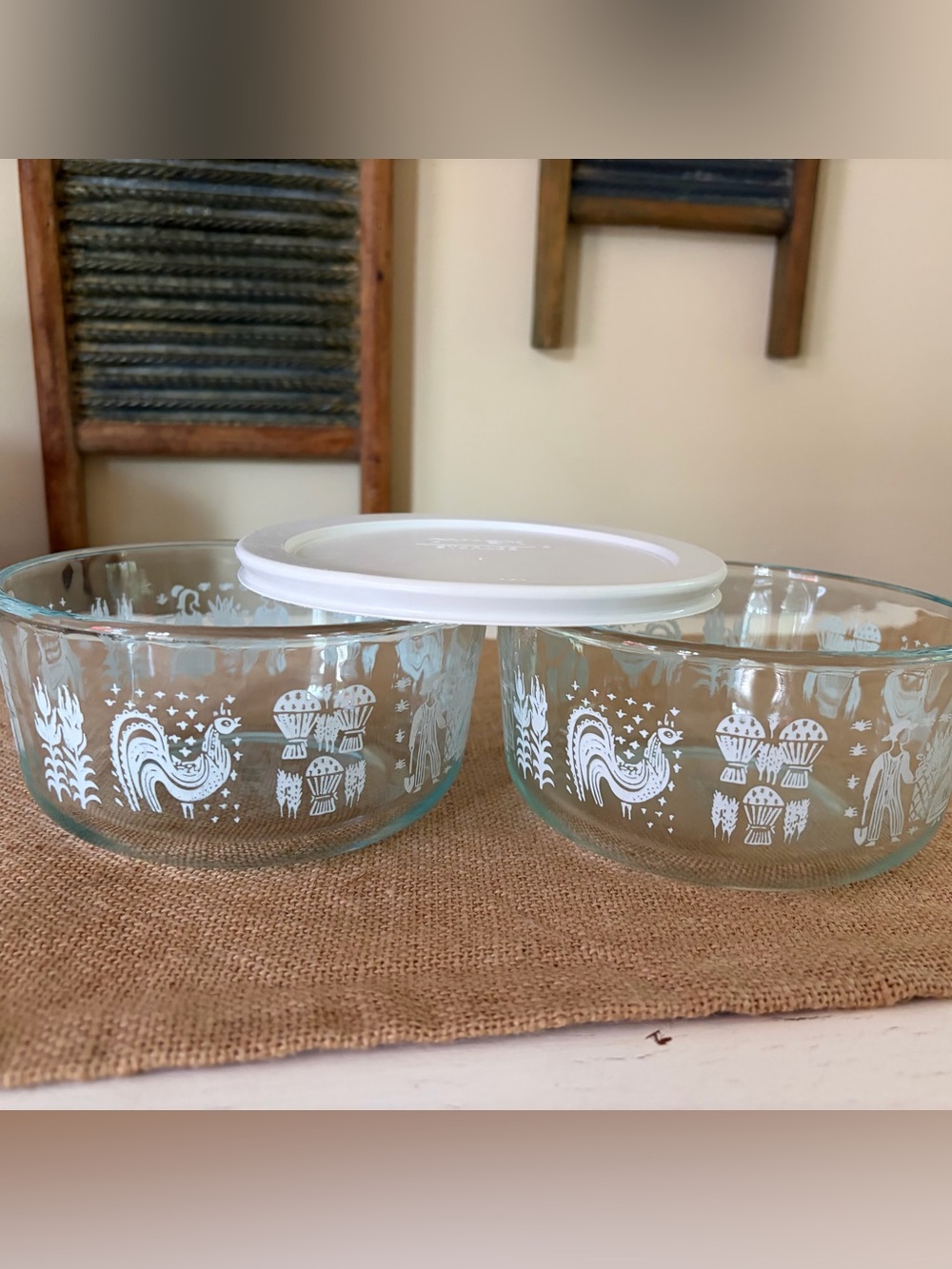 Vintage Inspired 2015  Pyrex Butterprint 4-Cup Storage Containers❤️
